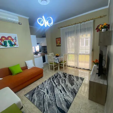 Apartamento Rebi Beach Apartament