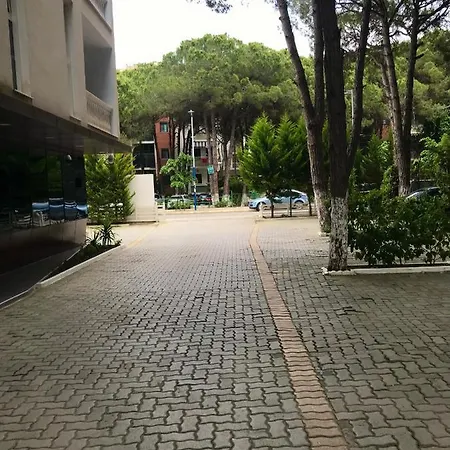 Rebi Beach Apartament * Golem (Tirana)