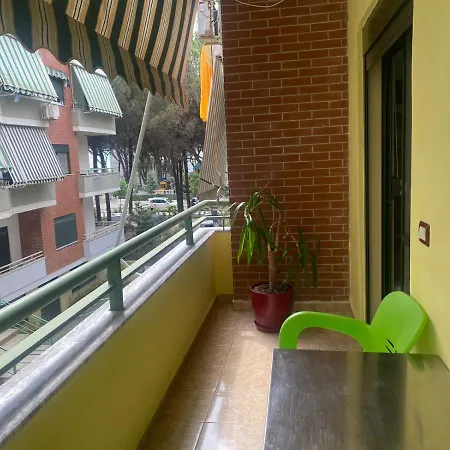 Apartamento Rebi Beach Apartament Golem (Tirana)